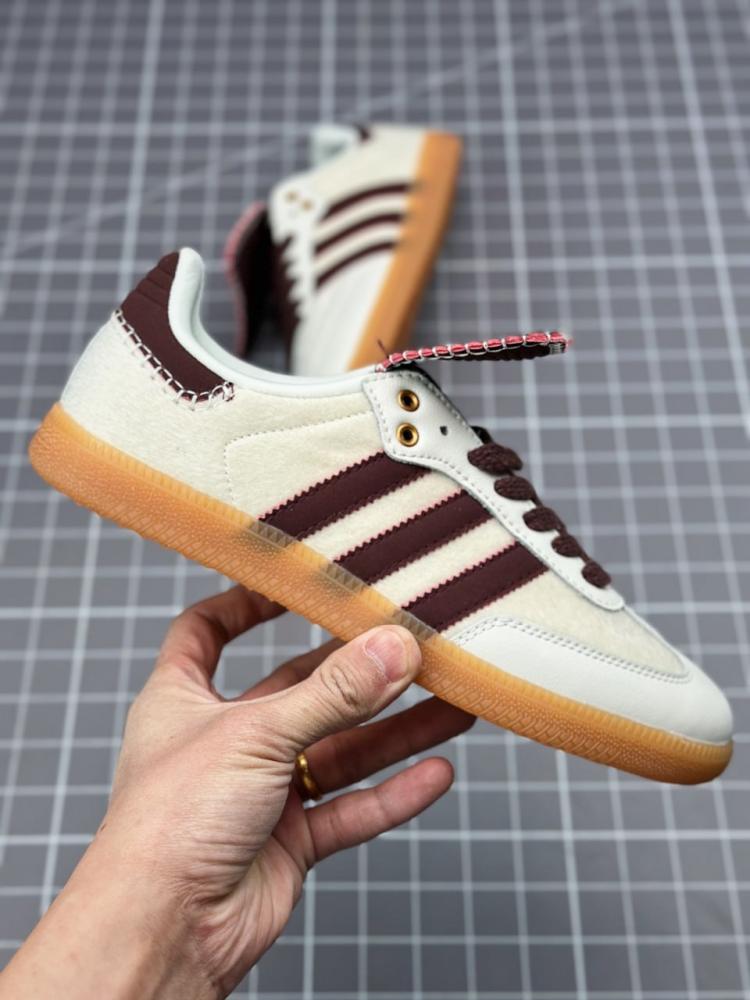 حذاء أديداس برايانا 160373