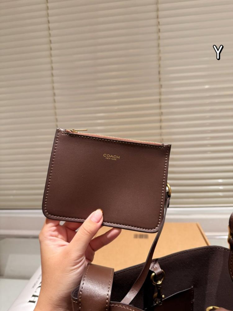 شنط كوتش برايانا 230095