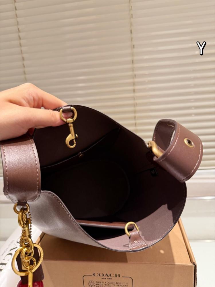 شنط كوتش برايانا 230095