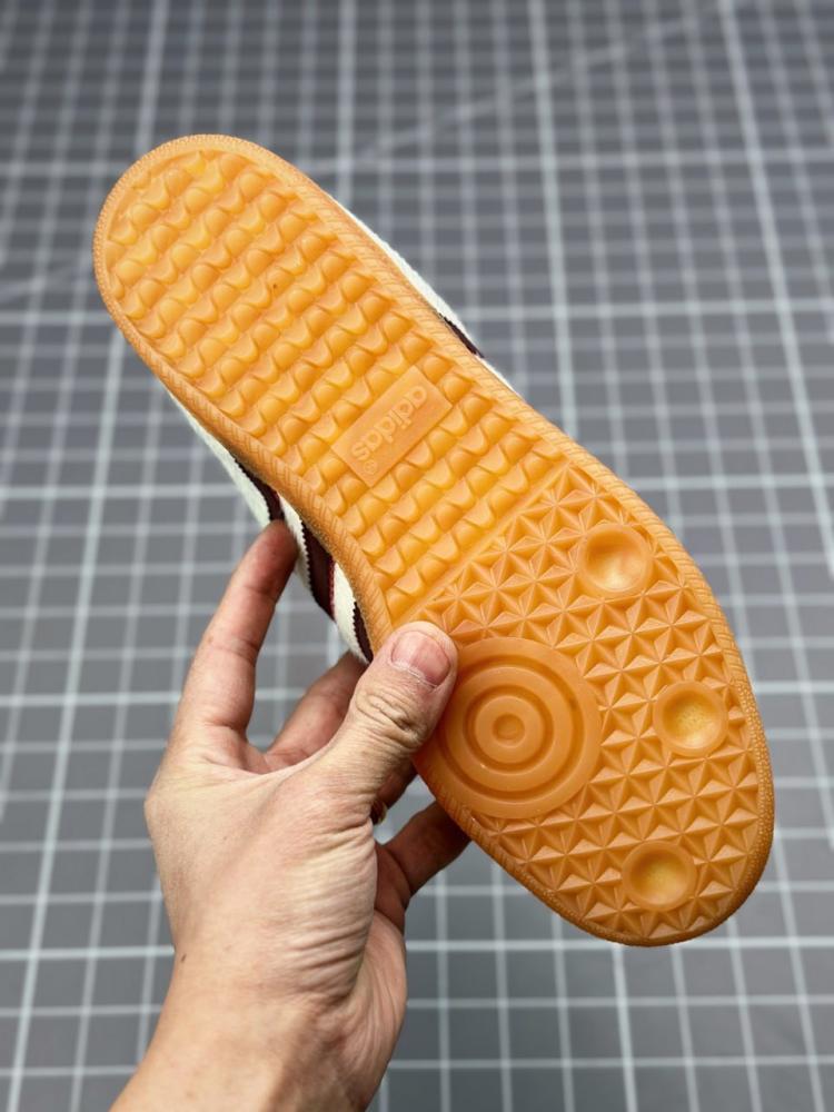 حذاء أديداس برايانا 160373