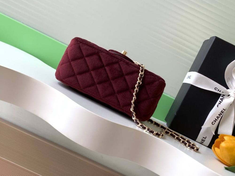 شنط شانيل ٢٠٢٥  برايانا  230879