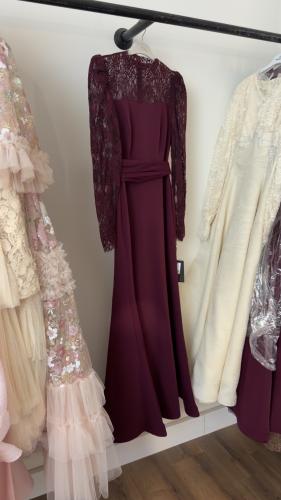 فستان كريب دانتيل