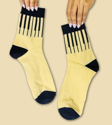 شراب Socks | بيانو