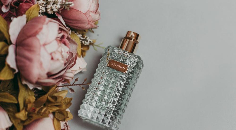 الفرق بين انواع العطور