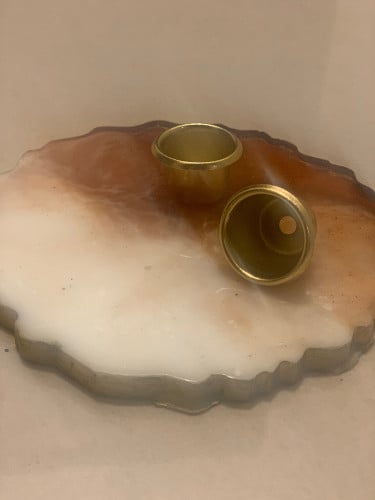 حامل الشموع متوفر لونين