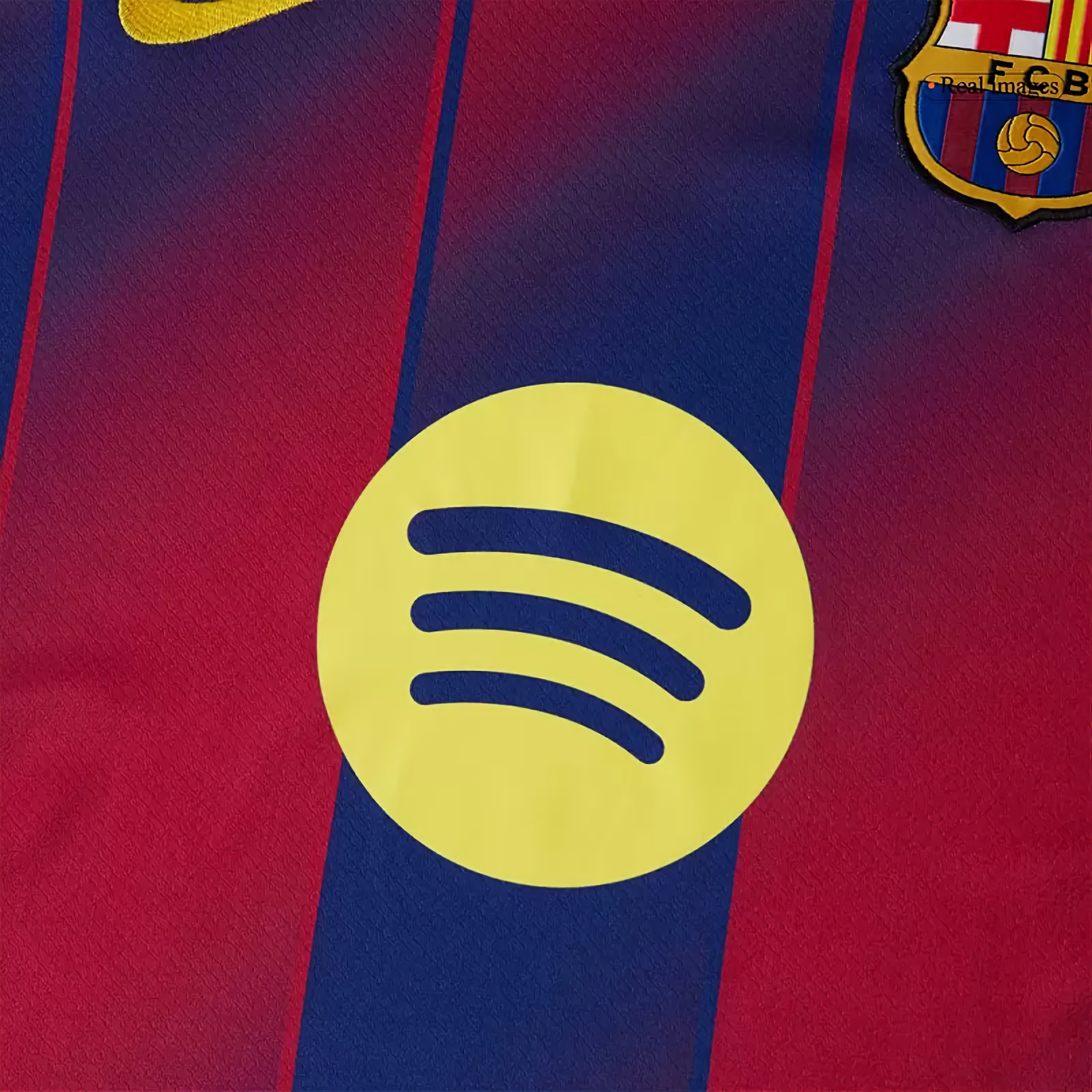 تيشيرت برشلونة الاساسي موسم 25/26