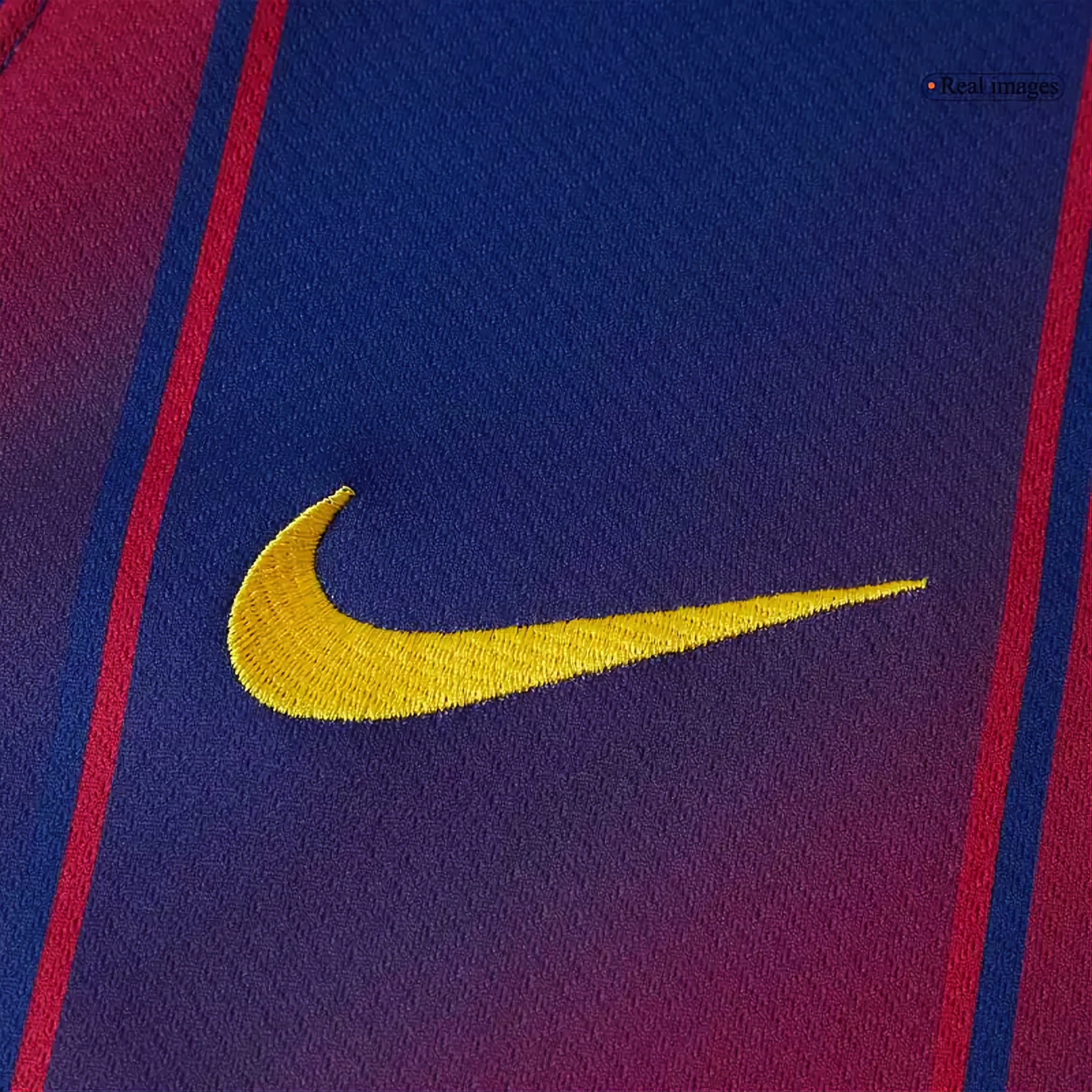 تيشيرت برشلونة الاساسي موسم 25/26