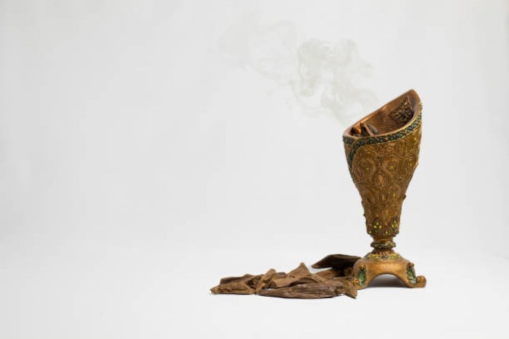 مبيعات البخور ودهن العود بالسعودية