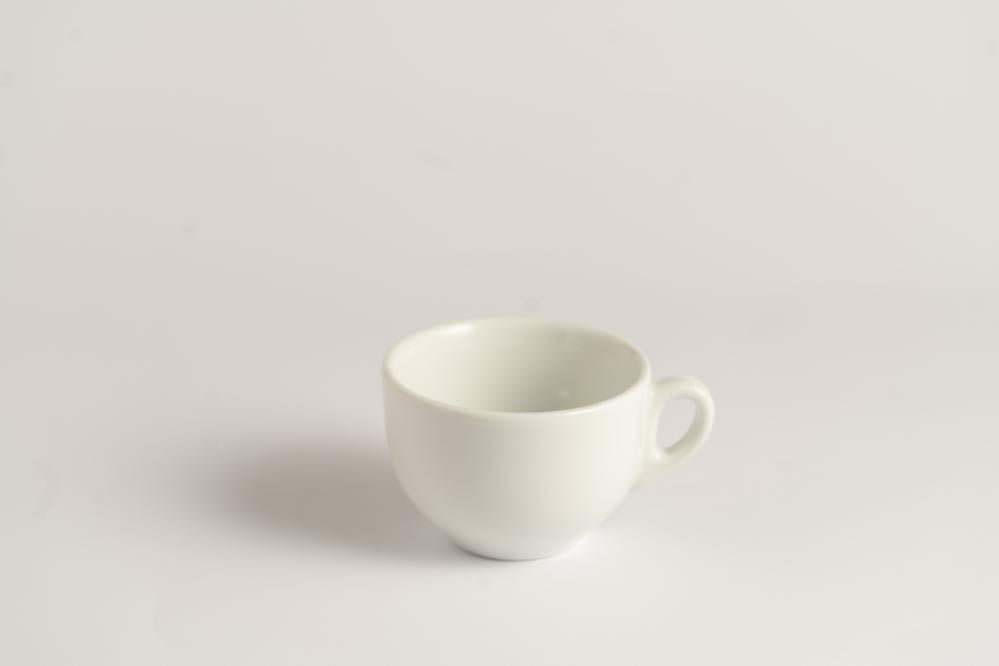 كوب بيروجا كابتشينو ابيض