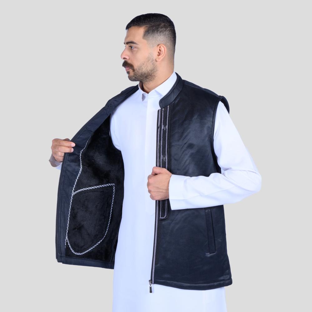 رمادي غامق