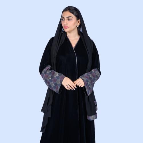 عباية شتوية مخمل مع طرحه