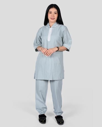 زي عاملة منزلية بسحاب