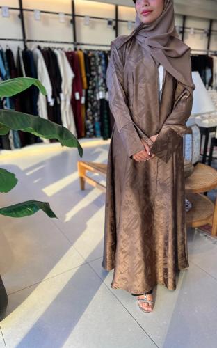 عباية جاكار حرير مغسول موكا موس