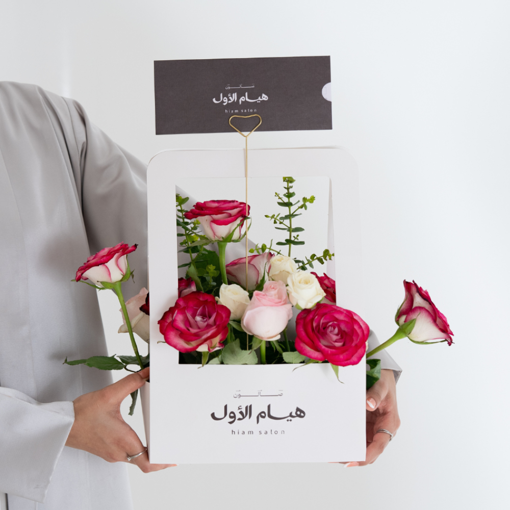 باقة اهداء مع الورد #3