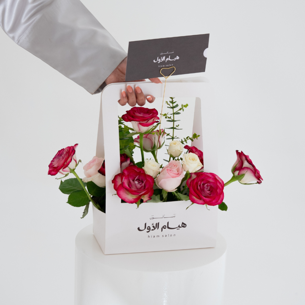 باقة اهداء مع الورد #3