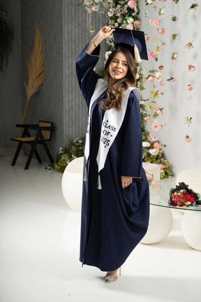 عبايات تخرج جامعة