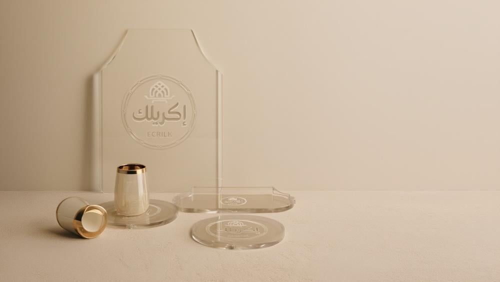 لماذا تعتبر هدايا الأكريليك خياراً عصرياً ومميزاً؟