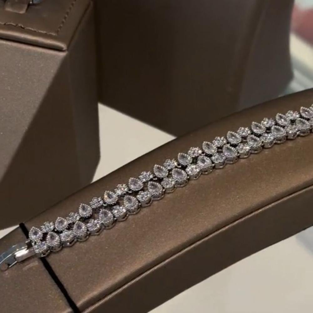 منتج من المعارض