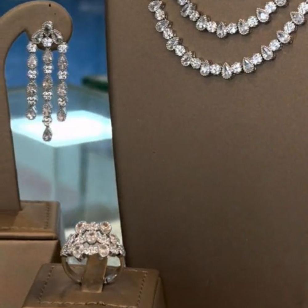 منتج من المعارض