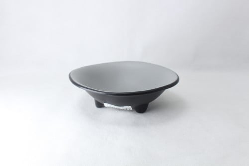 صحن حمص ميلامين بقاعدة اسود