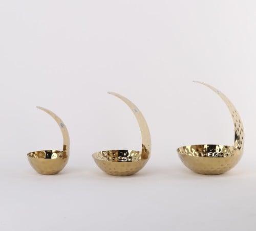 صحن فواكه دائري ذهبي