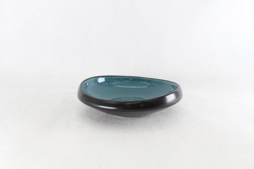 صحن بورسلان دائري  اسود وتركوازي 14 سم