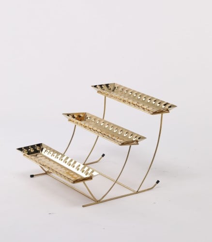 ستاند بوفيه ذهبي مدرج