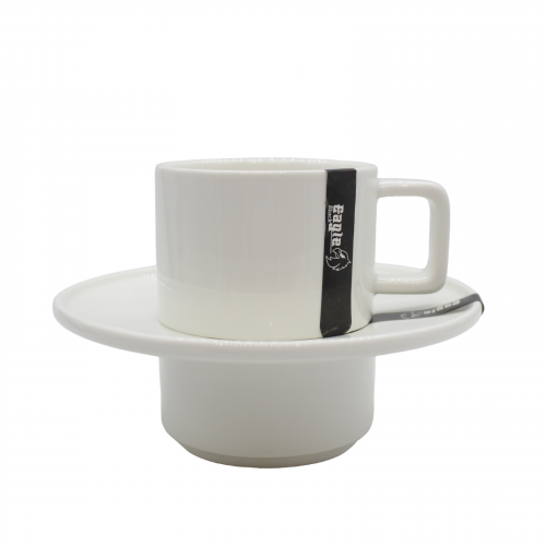 كوب كوفي مع صحن عميق