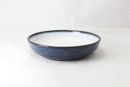 صحن عميق ازرق وابيض