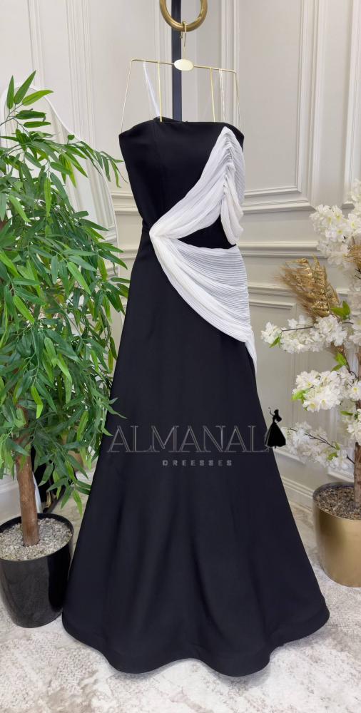 فستان أسود كريب بكشاكش بيضاء