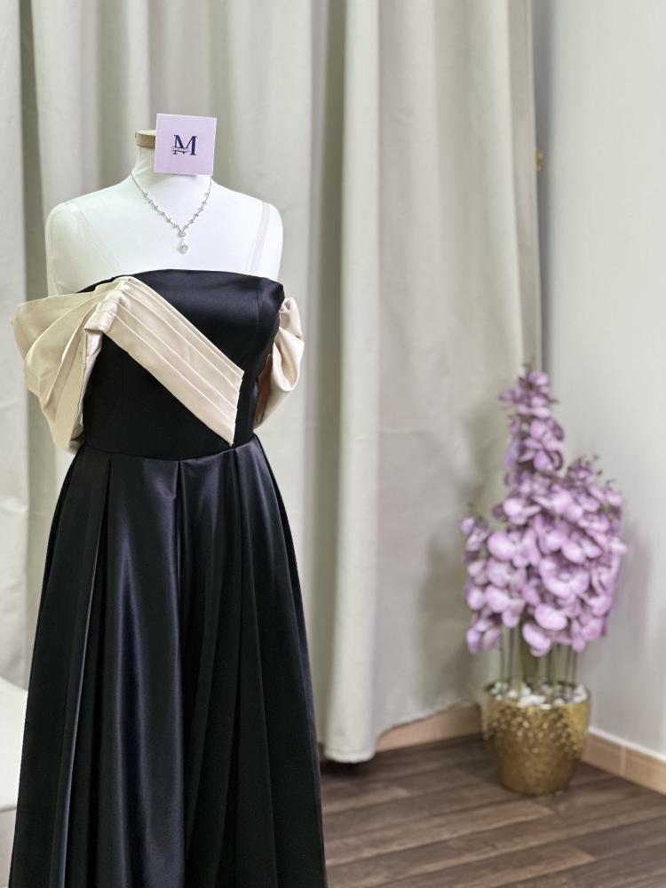 سهرة تفته أسود بأكمام أوف شولدر ذهبية وقصة صدر ملتفة