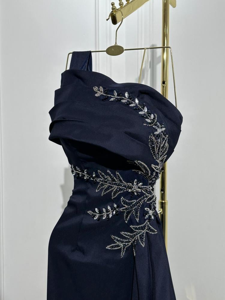 فستان سهره دارك بلو مطرز من الخصر والصدر