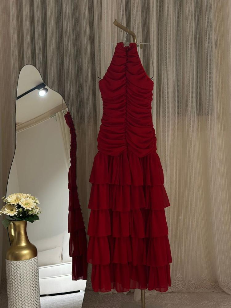 فستان ناعم احمر  هالتر طبقات