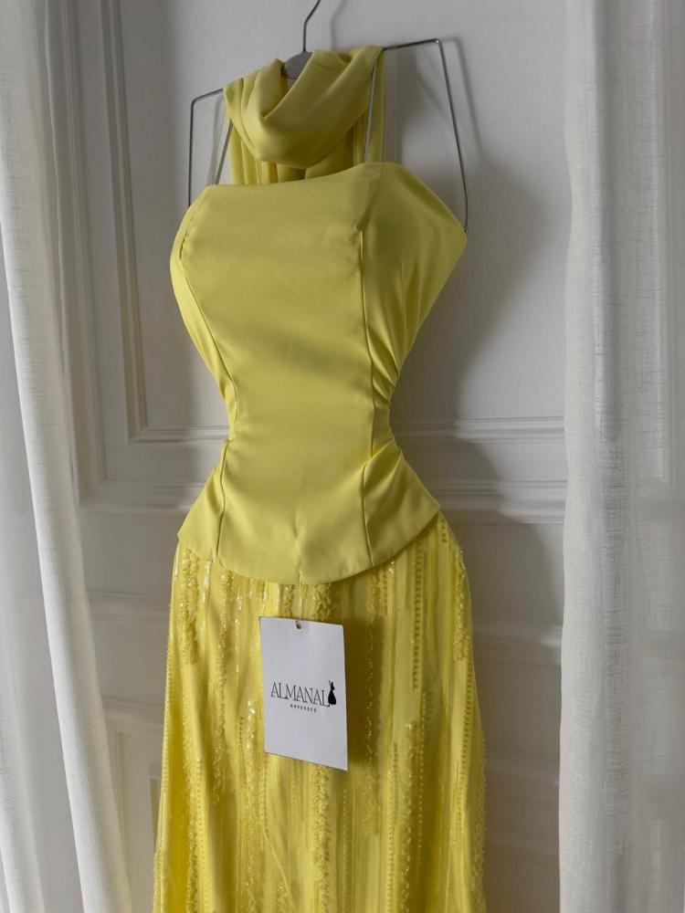 فستان سهره اصفر مع شال