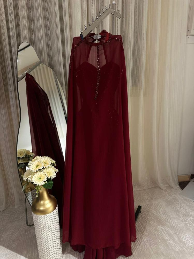 فستان سهره لون عنابي مطرز بترتر