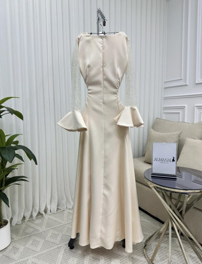 فستان ناعم بيج