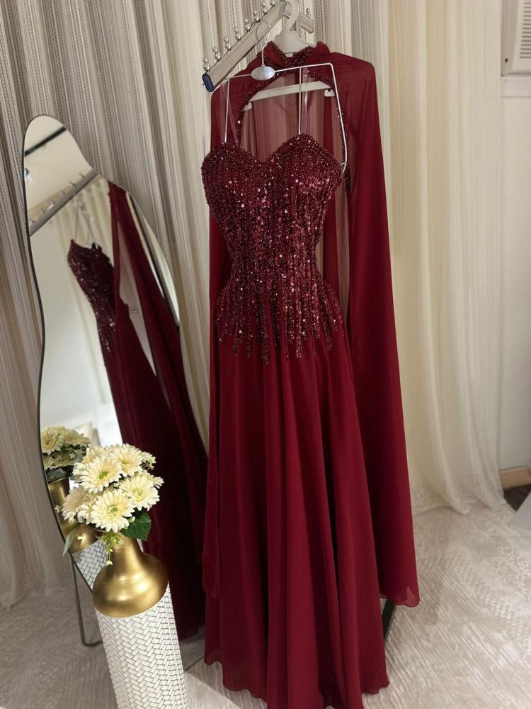 فستان سهره لون عنابي مطرز بترتر