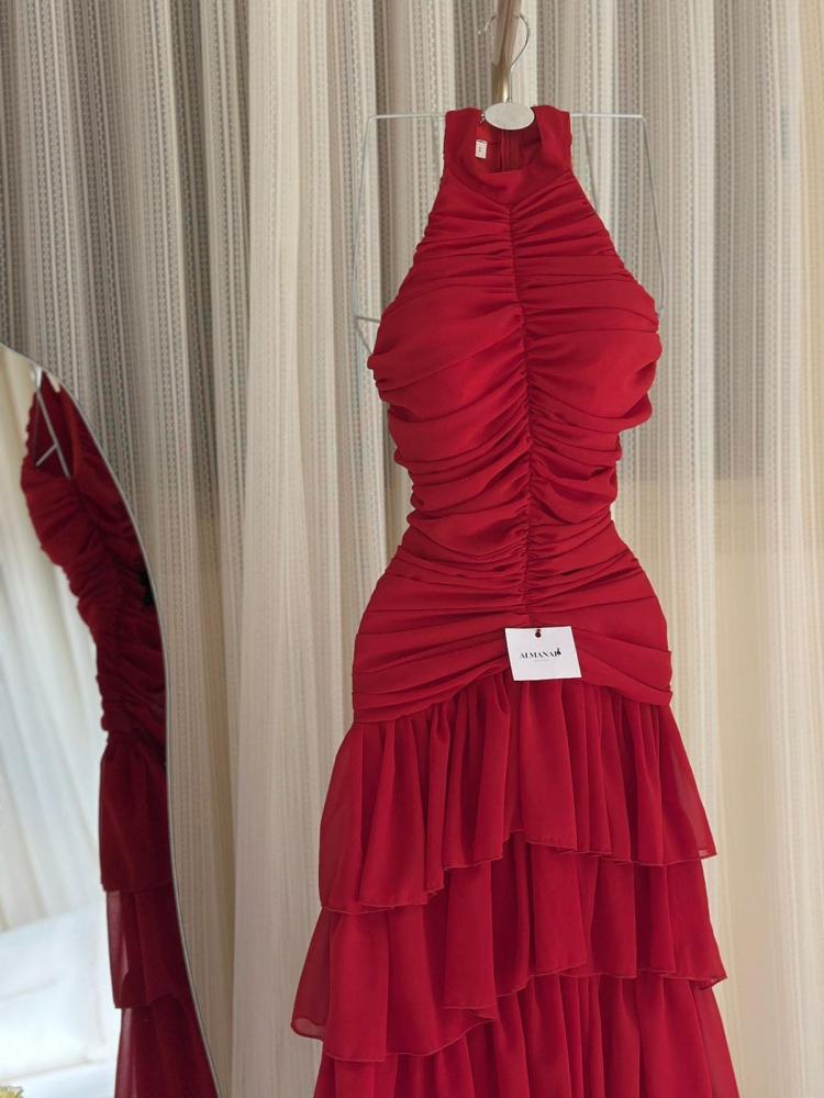 فستان ناعم احمر  هالتر طبقات