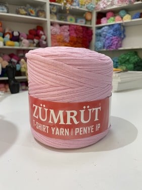 خيط تيشيرت وردي