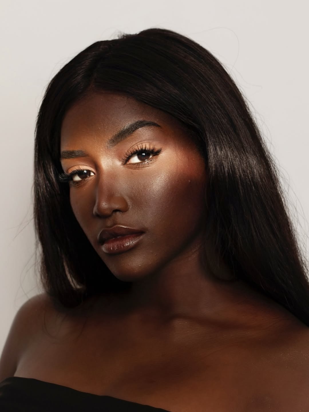 الرموش الأسبوعية