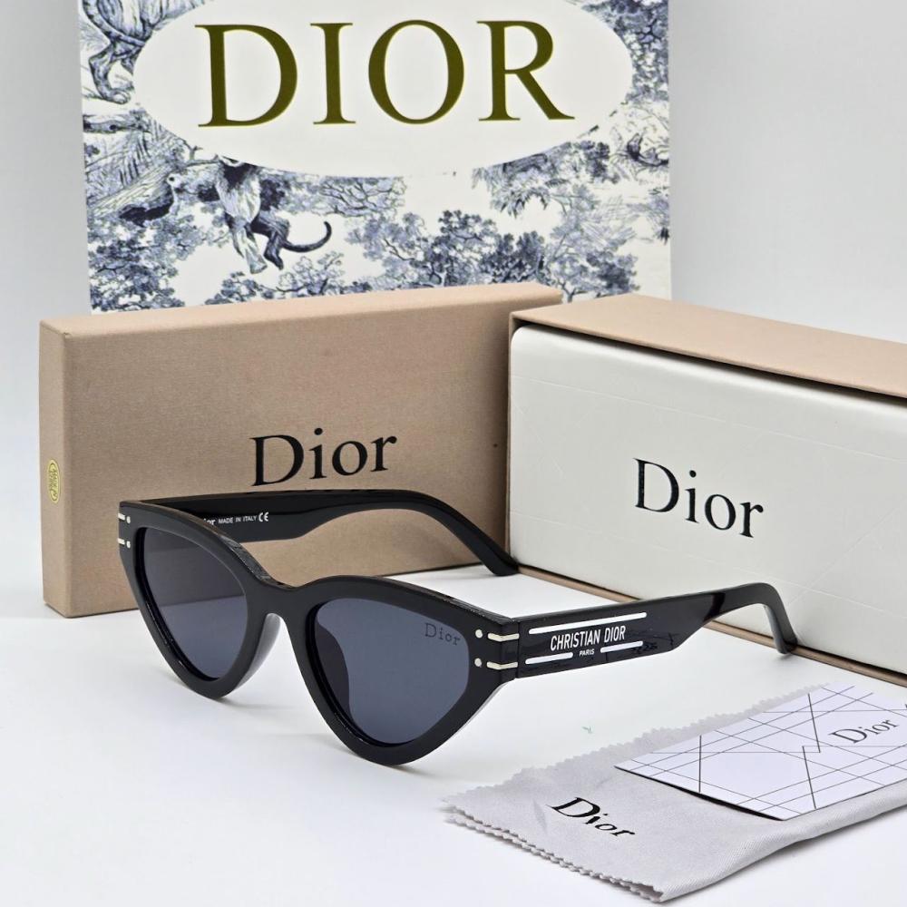 نظارة شمسية نسائية من ماركة ديور Dior