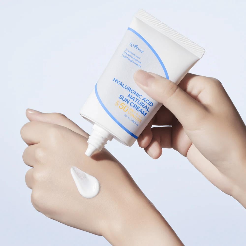 ازنتري، كريم طبيعي واقي من الشمس، بحمض الهيالورونيك، SPF50+، مناسب للبشرة الحساسة - 50 مل