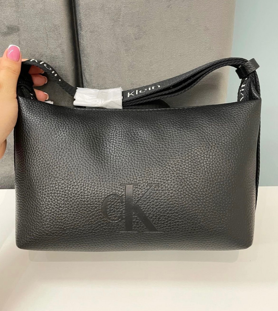 Calvin Klein All Day Small Round Shoulder Bag in Black