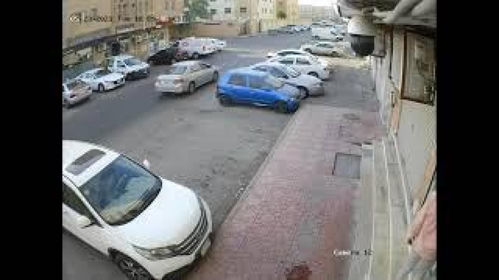 باقة 2 كاميرا مراقبة هيكفيجن 6 ميجا بكسل بدون تركيب