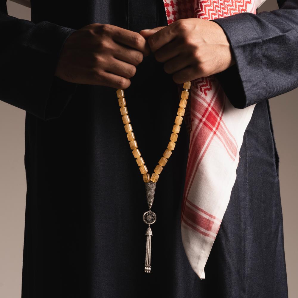أسرار اختيار السبح والأساور والخواتم