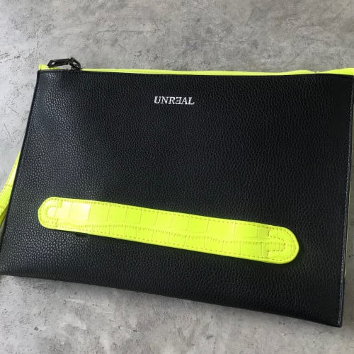 UNREAL pouch - yellow