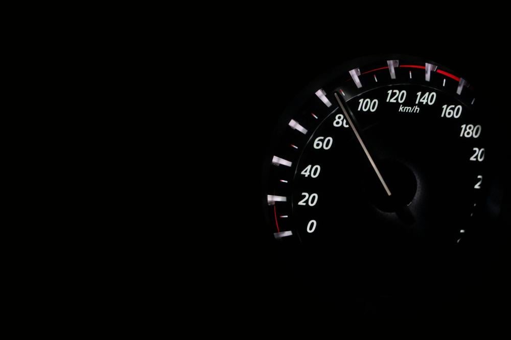 استخدام مثبت السرعه