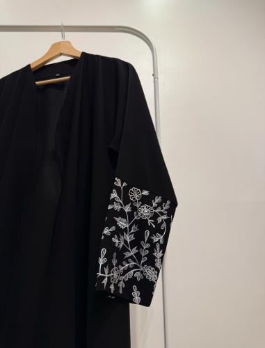 عباية 202 بالاسود