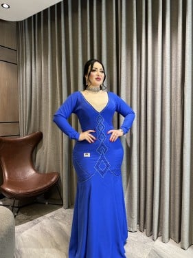 فستان نيلي كريب
