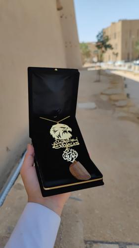 تعليقة مرايه السياره